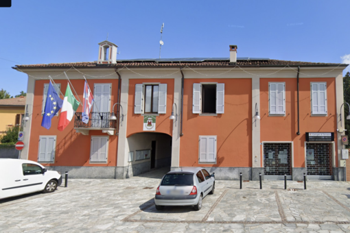 Tornaco, il bancomat chiude: il sindaco invita a usare il Postamat