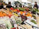 A Brovello-Carpugnino il primo passo verso il mercato settimanale: da mercoledì mattina un banco di frutta e verdura in piazza