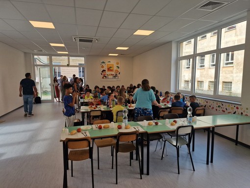 Bellinzago Novarese: inaugurata la nuova mensa scolastica Bellinzago Novarese: inaugurata la nuova mensa scolastica