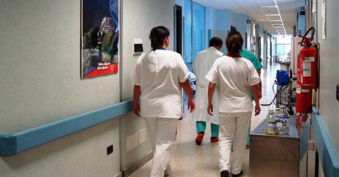 Carenza infermieri al Maggiore di Novara, l’azienda: “Impegno costante per garantire l’assistenza”