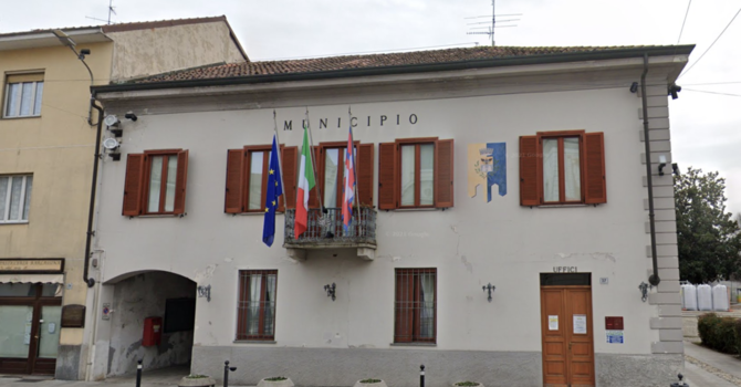 Cameri, apertura rinviata per la pista di pattinaggio Cameri, apertura rinviata per la pista di pattinaggio