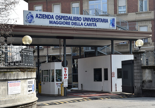 Tragedia all’Ospedale Maggiore di Novara: madre e neonato muoiono a poche ore di distanza