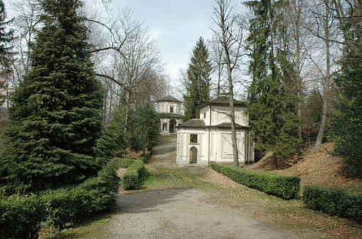 Il Sacro Monte di Orta promuove visite guidate in italiano, francese, tedesco, inglese e spagnolo per la raccolta fondi pro restauro cappelle