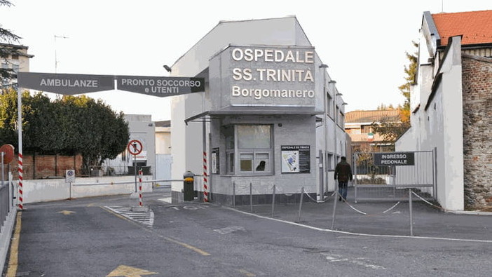 Gli studenti del Don Bosco e del Galilei di Borgomanero in visita all’ospedale: una giornata da “aspiranti medici”