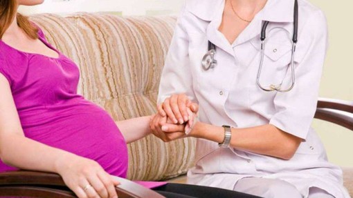 Al via il servizio “Le Ostetriche rispondono” Al via il servizio “Le Ostetriche rispondono”