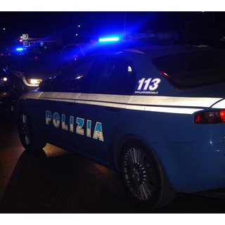 Inseguimento ad alta velocità nella notte: due arresti dopo lo schianto