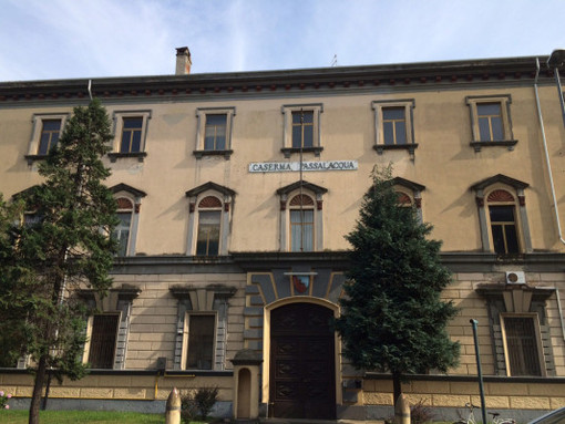Sgombero alla caserma Passalacqua di Novara: operazione congiunta delle forze dell’ordine