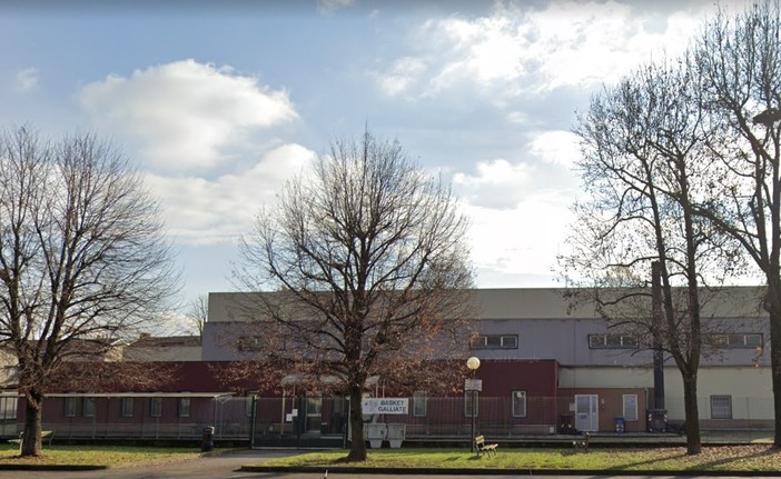 Galliate, lavori alla palestra di via Custoza: proroga di un mese per la consegna Galliate, lavori alla palestra di via Custoza: proroga di un mese per la consegna