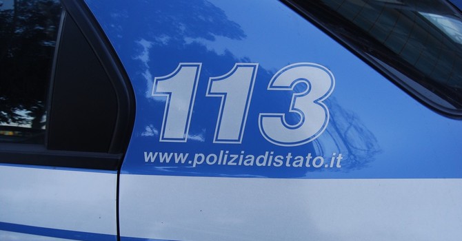 Tenta di rubare salami in un supermercato: fermata e denunciata Tenta di rubare salami in un supermercato: fermata e denunciata