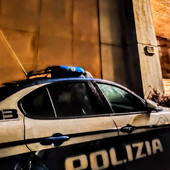 Fermato all’alba a Novara: rifiuta l’alcoltest e guida con patente sospesa