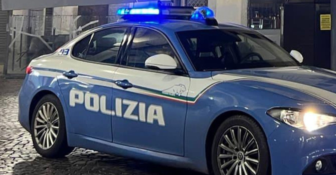 Aggressione all’Asl di Novara: uomo danneggia gli arredi e attacca gli agenti