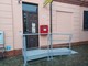Poste Italiane abbatte le barriere: nuova rampa per disabili all’Ufficio Postale di Cavaglietto