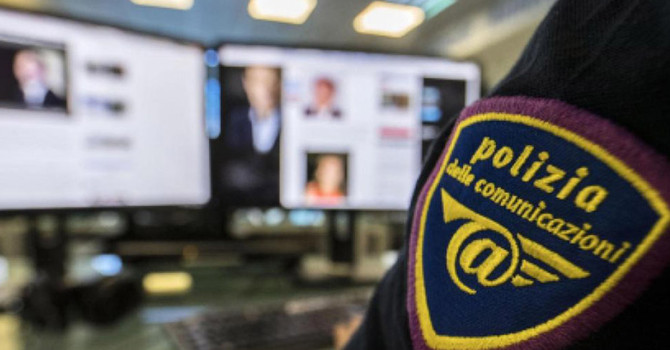"Spogliava" le foto con l'intelligenza artificiale e le pubblicava online: arrestato un novarese