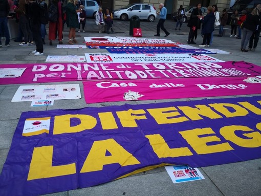 La Regione raddoppia i fondi a Vita Nascente, il M5S attacca: “1 milione di euro nel fondo antiabortista” La Regione raddoppia i fondi a Vita Nascente, il M5S attacca: “1 milione di euro nel fondo antiabortista”