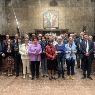 Cerimonia di premiazione dei Pensionati del Comune di Novara: un omaggio alla dedizione e al contributo alla città