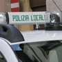 Cerano, si ribalta con l’auto in una risaia