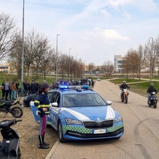Motoraduno illegale fermato dalla Polizia Stradale a Galliate