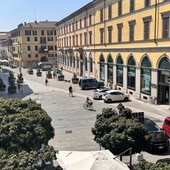 Novara, divieto di sosta permanente in piazza Gramsci e vie limitrofe