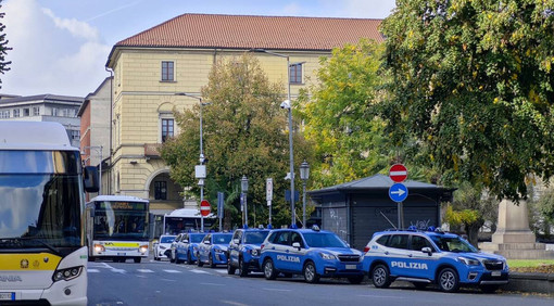 Controlli straordinari a Novara: rafforzata la sicurezza urbana nel fine settimana