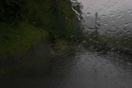 Primo giorno d'estate sotto le nuvole Primo giorno d'estate sotto le nuvole