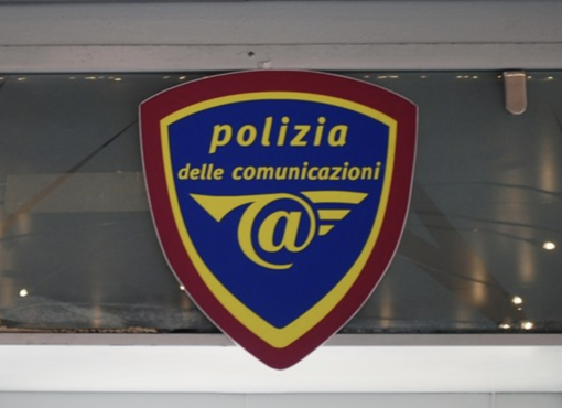 Polizia Postale: attenzione ai falsi profili dei cantanti. La truffa è dietro l'angolo