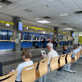Novara, certificati anagrafici disponibili in tutti gli uffici postali grazie al progetto Polis