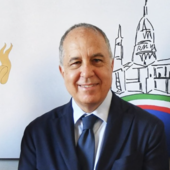 Il questore di Novara Fabrizio La Vigna Il questore di Novara Fabrizio La Vigna