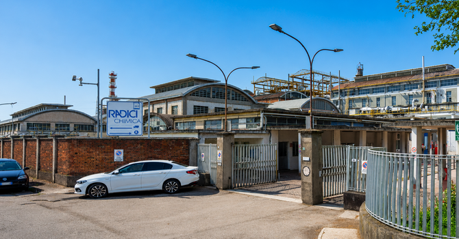 Radici Chimica, annunciati 140 esuberi nello stabilimento di Novara: sindacati in stato di agitazione Radici Chimica, annunciati 140 esuberi nello stabilimento di Novara: sindacati in stato di agitazione