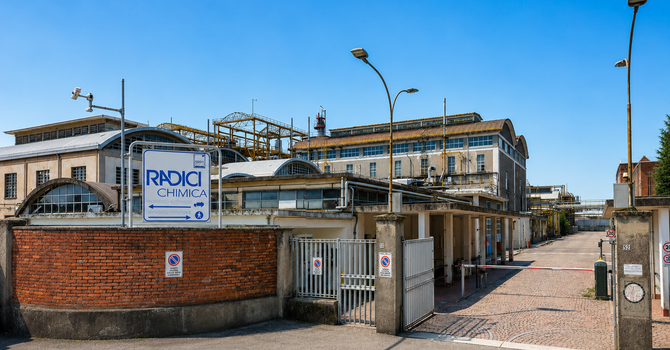 Crisi Radici Chimica, il M5S: "Vicini ai lavoratori, Novara ha bisogno di una vera politica industriale" Crisi Radici Chimica, il M5S: "Vicini ai lavoratori, Novara ha bisogno di una vera politica industriale"