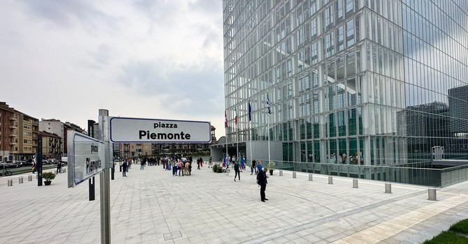 La Regione invita i Comuni a intitolare spazi pubblici a figure femminili