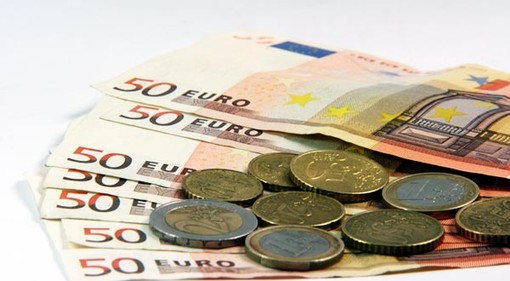 Novara è la provincia più indebitata del Piemonte: media di quasi 31mila euro