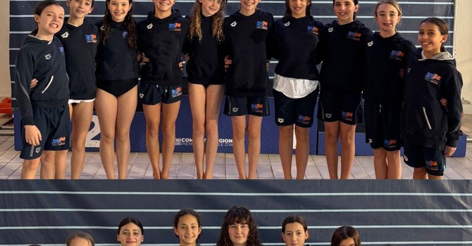 Le “Ondine” Libertas Nuoto Novara brillano a Torino: pioggia di medaglie e un titolo regionale