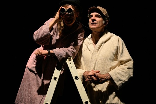 Sherlock Holmes arriva a Dormelletto con una nuova avventura teatrale