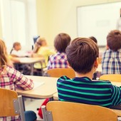 Spese alle stelle: oltre 1.100 euro tra corredo e libri per ogni studente