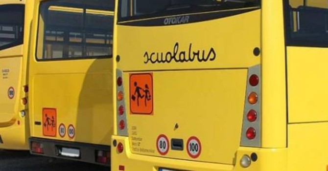 Scuolabus esce di strada tra Cerano e Cossolnovo: lievemente feriti sei studenti