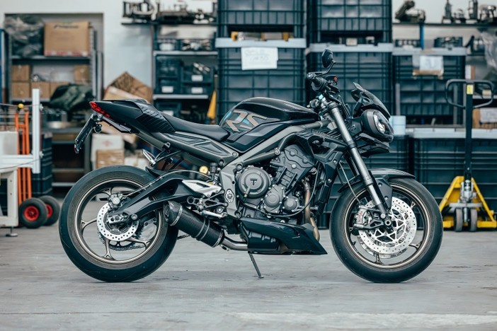 Scarico per Triumph Street Triple 765: guida alla scelta per una naked già sportiva Scarico per Triumph Street Triple 765: guida alla scelta per una naked già sportiva