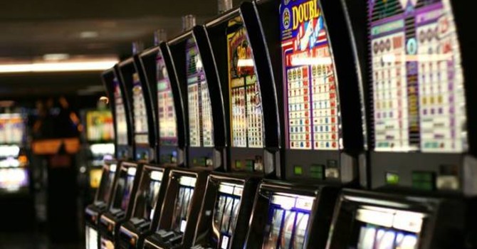 Gioco d'azzardo patologico, Canalis-Pentenero-Rossi (Pd): &quot;FdI getta la coerenza alle ortiche&quot;