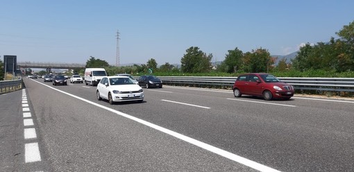 Esodo estivo, oltre 13 milioni di spostamenti nel weekend: sabato mattina da bollino nero