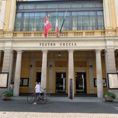 Il Teatro Coccia apre ai giovani: due nuove rassegne tra musica, libri e storie di donne