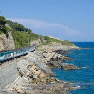 Trenitalia (Gruppo FS): "In Piemonte per l'estate oltre 740 collegamenti al giorno e rete assistenza potenziata"
