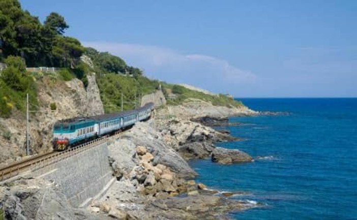 Trenitalia (Gruppo FS): "In Piemonte per l'estate oltre 740 collegamenti al giorno e rete assistenza potenziata"