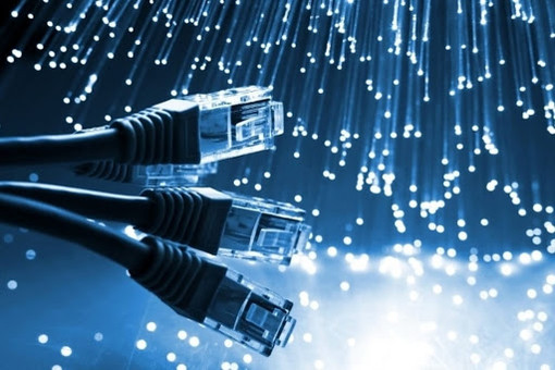 Banda Ultra Larga: costituito un team misto Regione e Open Fiber per accelerare la posa della rete in Piemonte. Entro il 2022 collegati 1000 Comuni Banda Ultra Larga: costituito un team misto Regione e Open Fiber per accelerare la posa della rete in Piemonte. Entro il 2022 collegati 1000 Comuni