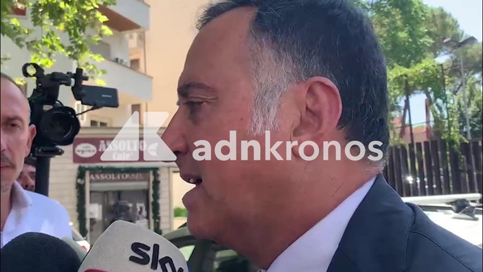 Spionaggio, il difensore dell'ex 007 Di Pasquale: "Trascinato nella polvere"