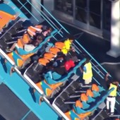 Incidente mortale al luna park in Georgia, persone bloccate a 60 metri di altezza Incidente mortale al luna park in Georgia, persone bloccate a 60 metri di altezza