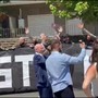 All'Assemblea Figc la protesta dei tifosi: "Per un calcio giusto e popolare" All'Assemblea Figc la protesta dei tifosi: "Per un calcio giusto e popolare"