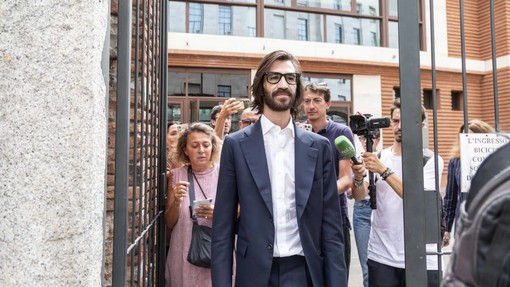 Leonardo Maria Del Vecchio lascia EssilorLuxottica: cosa cambia adesso