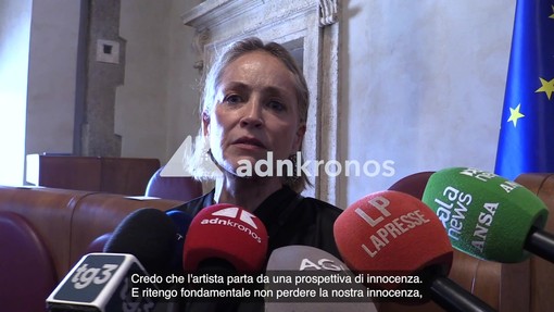 Sharon Stone a Trump: "La dignità non è un algoritmo, sii la persona di cui una madre andrebbe fiera"