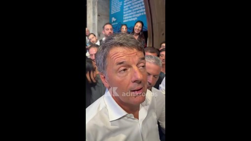 Renzi: "Siamo al bivio, se Meloni vince va al Quirinale. Chiedo 3 garanzie a Conte" Renzi: "Siamo al bivio, se Meloni vince va al Quirinale. Chiedo 3 garanzie a Conte"
