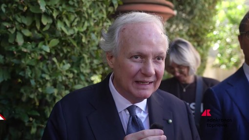 Stefano Lucchini: "Per la prima volta una presentazione mostra cosa significa fare banca per Intesa Sanpaolo" Stefano Lucchini: "Per la prima volta una presentazione mostra cosa significa fare banca per Intesa Sanpaolo"