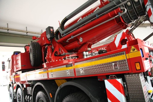 Incendio in una casa a Santa Rita: intervento dei vigili del fuoco
